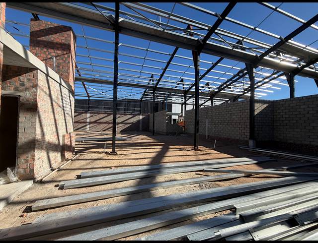 326M² WAREHOUSE TO LET IN FIRGROVE